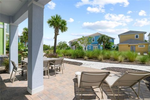 Villa ou maison à vendre à Kissimmee, Floride: 4 chambres, 180.97 m2 № 2150505 - photo 8