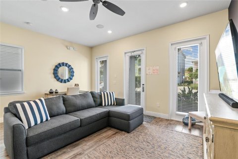 Villa ou maison à vendre à Kissimmee, Floride: 4 chambres, 180.97 m2 № 2150505 - photo 14