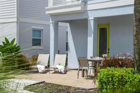 Villa ou maison à vendre à Kissimmee, Floride: 4 chambres, 180.97 m2 № 2150505 - photo 11