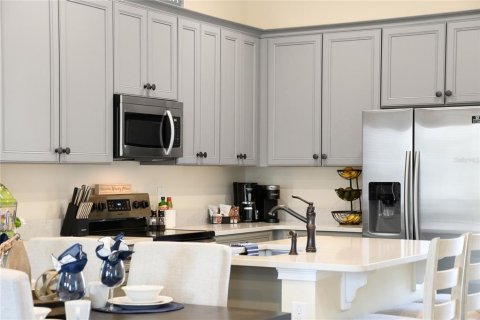Villa ou maison à vendre à Kissimmee, Floride: 4 chambres, 180.97 m2 № 2150505 - photo 24