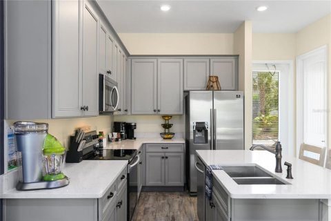 Villa ou maison à vendre à Kissimmee, Floride: 4 chambres, 180.97 m2 № 2150505 - photo 25