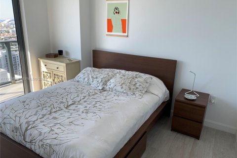 Condominio en alquiler en Miami, Florida, 2 dormitorios, 97.83 m2 № 1989924 - foto 10