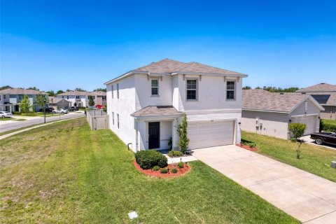 House in Brooksville, Florida 5 bedrooms, 227.33 sq.m. № 1650063 - photo 5