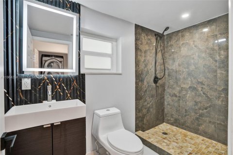 Casa en venta en Hollywood, Florida, 3 dormitorios, 129.32 m2 № 2025907 - foto 18