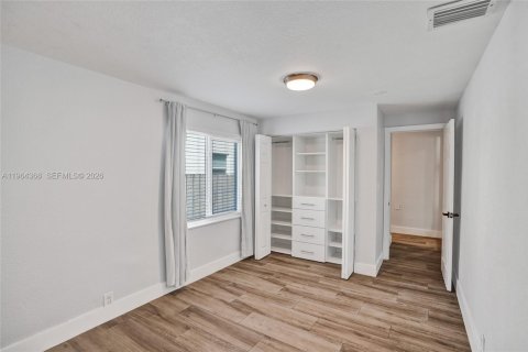 Casa en venta en Hollywood, Florida, 3 dormitorios, 129.32 m2 № 2025907 - foto 17