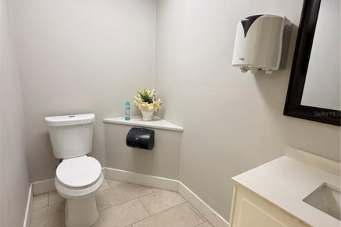 Propiedad comercial en venta en Saint Petersburg, Florida, 231.88 m2 № 2348218 - foto 15