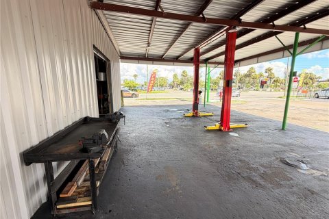 Propiedad comercial en venta en Saint Petersburg, Florida, 231.88 m2 № 2348218 - foto 7