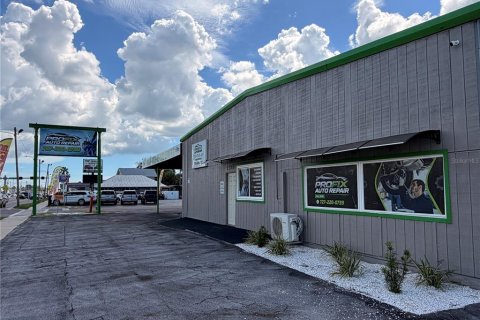 Propiedad comercial en venta en Saint Petersburg, Florida, 231.88 m2 № 2348218 - foto 24