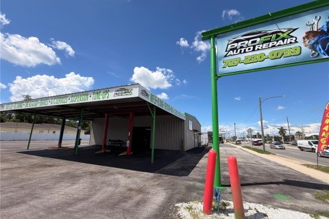 Propiedad comercial en venta en Saint Petersburg, Florida, 231.88 m2 № 2348218 - foto 2