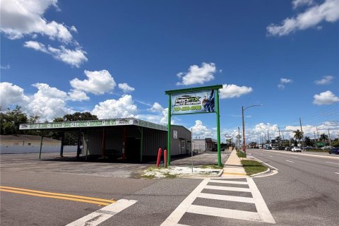 Propiedad comercial en venta en Saint Petersburg, Florida, 231.88 m2 № 2348218 - foto 28