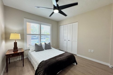 Condo in Bradenton, Florida, 2 bedrooms  № 2225204 - photo 27