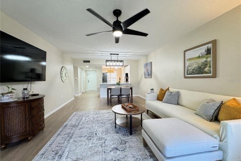 Condo in Bradenton, Florida, 2 bedrooms  № 2225204 - photo 16