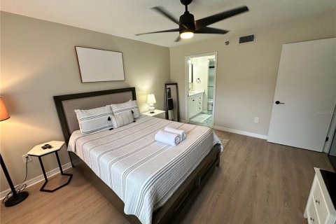Condo in Bradenton, Florida, 2 bedrooms  № 2225204 - photo 21