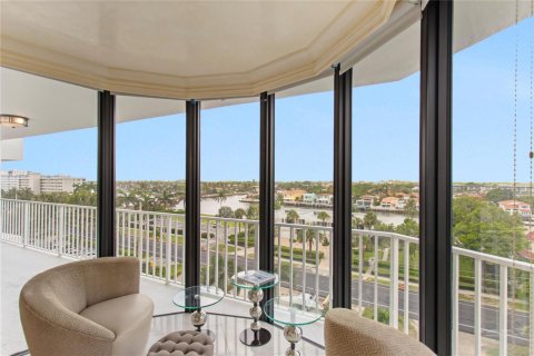 Copropriété à vendre à Highland Beach, Floride: 3 chambres, 210.42 m2 № 2158630 - photo 9