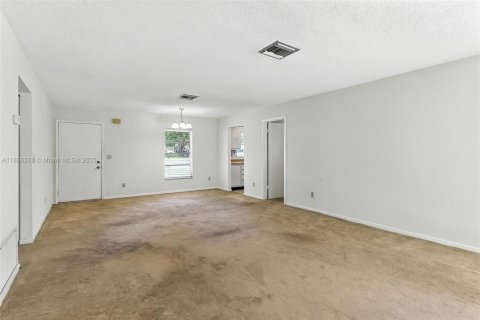 House in Saint Augustine, Florida 3 bedrooms, 114.46 sq.m. № 1979375 - photo 10