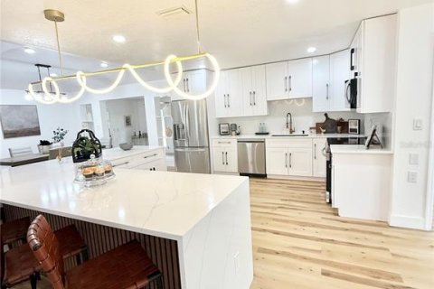 Villa ou maison à vendre à Gainesville, Floride: 4 chambres, 223.06 m2 № 1900135 - photo 12