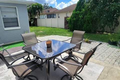 House in Holiday, Florida 3 bedrooms, 119.19 sq.m. № 1361302 - photo 23