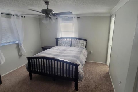House in Holiday, Florida 3 bedrooms, 119.19 sq.m. № 1361302 - photo 12