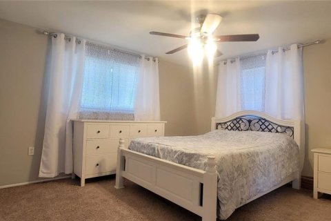 House in Holiday, Florida 3 bedrooms, 119.19 sq.m. № 1361302 - photo 18