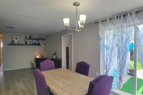 House in Holiday, Florida 3 bedrooms, 119.19 sq.m. № 1361302 - photo 8