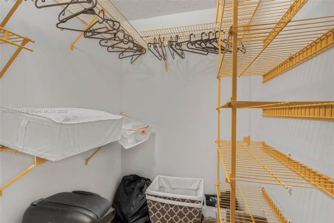 Снять в аренду кондоминиум в Бока-Ратон, Флорида 2 спальни, 128.39м2, № 1948153 - фото 24