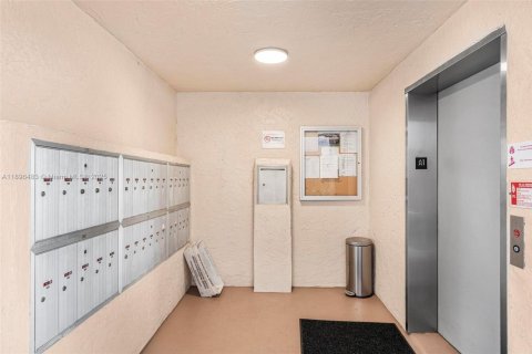 Снять в аренду кондоминиум в Бока-Ратон, Флорида 2 спальни, 128.39м2, № 1948153 - фото 29