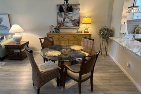 Снять в аренду кондоминиум в Сарасота, Флорида 4 комнаты, 117.61м2, № 831265 - фото 5