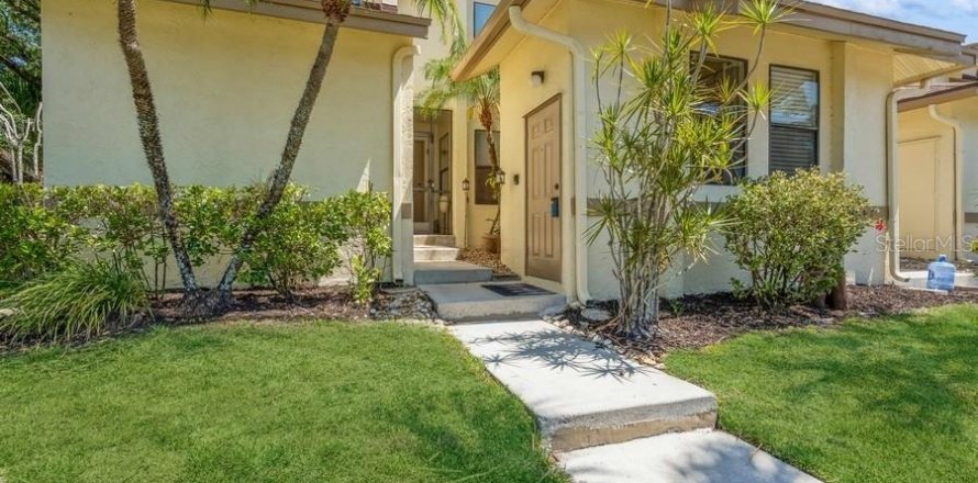 Condominio en Fort Myers, Florida, 2 dormitorios  № 1644453