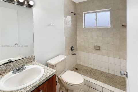 Copropriété à vendre à Miami, Floride: 2 chambres, 74.32 m2 № 1845764 - photo 15