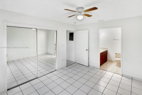 Copropriété à vendre à Miami, Floride: 2 chambres, 74.32 m2 № 1845764 - photo 10