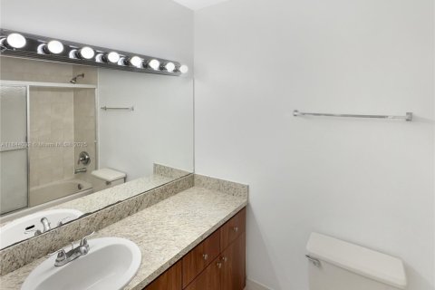Copropriété à vendre à Miami, Floride: 2 chambres, 74.32 m2 № 1845764 - photo 12