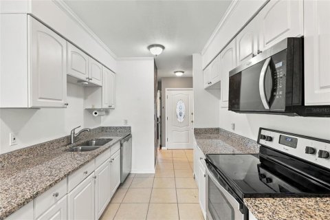 Villa ou maison à vendre à Sarasota, Floride: 2 chambres, 112.41 m2 № 2413756 - photo 26