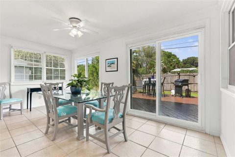 Villa ou maison à vendre à Sarasota, Floride: 2 chambres, 112.41 m2 № 2413756 - photo 29