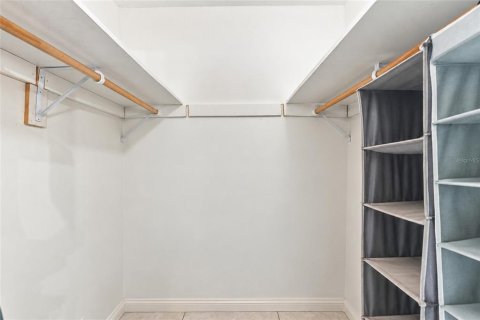 Villa ou maison à vendre à Sarasota, Floride: 2 chambres, 112.41 m2 № 2413756 - photo 17