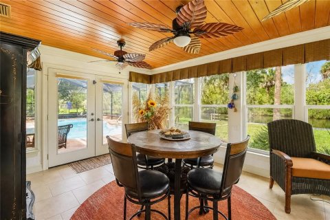 House in Crystal River, Florida 4 bedrooms, 194.63 sq.m. № 2297199 - photo 24