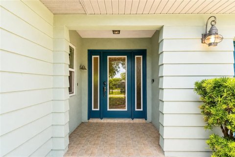 House in Crystal River, Florida 4 bedrooms, 194.63 sq.m. № 2297199 - photo 10