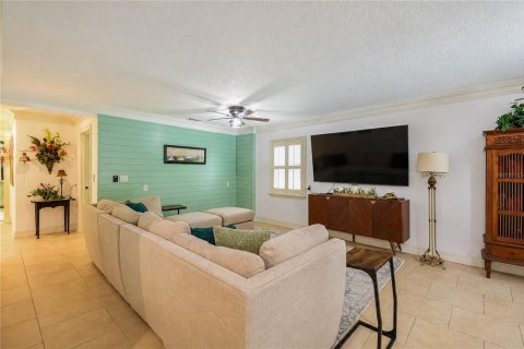 House in Crystal River, Florida 4 bedrooms, 194.63 sq.m. № 2297199 - photo 26
