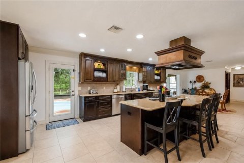 House in Crystal River, Florida 4 bedrooms, 194.63 sq.m. № 2297199 - photo 12