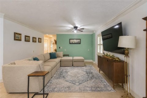 House in Crystal River, Florida 4 bedrooms, 194.63 sq.m. № 2297199 - photo 27
