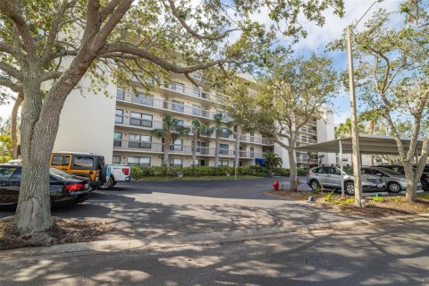 Condo à South Pasadena, Floride, 1 chambre № 2136101