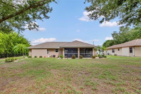 Villa ou maison à vendre à Punta Gorda, Floride: 3 chambres, 127.65 m2 № 2126086 - photo 13
