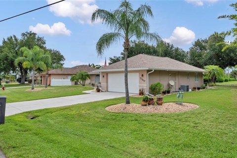 Villa ou maison à vendre à Punta Gorda, Floride: 3 chambres, 127.65 m2 № 2126086 - photo 10