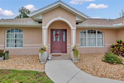 Villa ou maison à vendre à Punta Gorda, Floride: 3 chambres, 127.65 m2 № 2126086 - photo 9