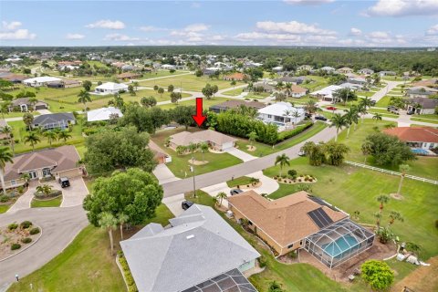 Villa ou maison à vendre à Punta Gorda, Floride: 3 chambres, 127.65 m2 № 2126086 - photo 7