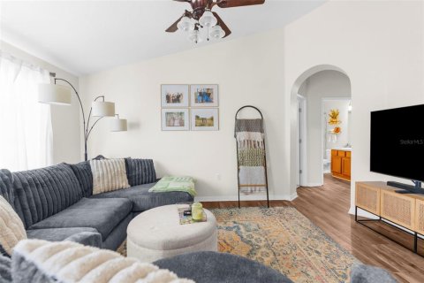 Touwnhouse à vendre à New Port Richey, Floride: 2 chambres, 109.25 m2 № 1918382 - photo 8