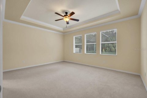 House in Fish Hawk, Florida 5 bedrooms, 330.73 sq.m. № 1899275 - photo 19