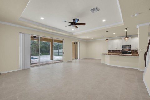 House in Fish Hawk, Florida 5 bedrooms, 330.73 sq.m. № 1899275 - photo 10