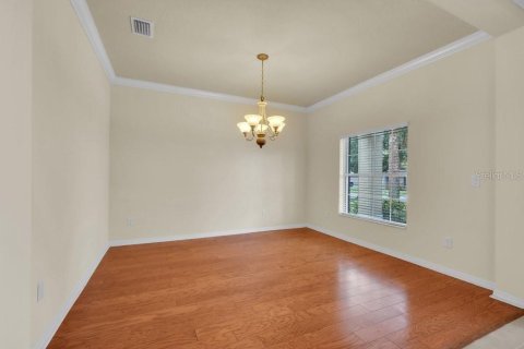 House in Fish Hawk, Florida 5 bedrooms, 330.73 sq.m. № 1899275 - photo 8