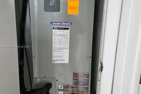 Condo in Aventura, Florida, 2 bedrooms  № 2069168 - photo 8