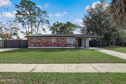 Casa en venta en Orange Park, Florida, 3 dormitorios, 89.19 m2 № 867973 - foto 1